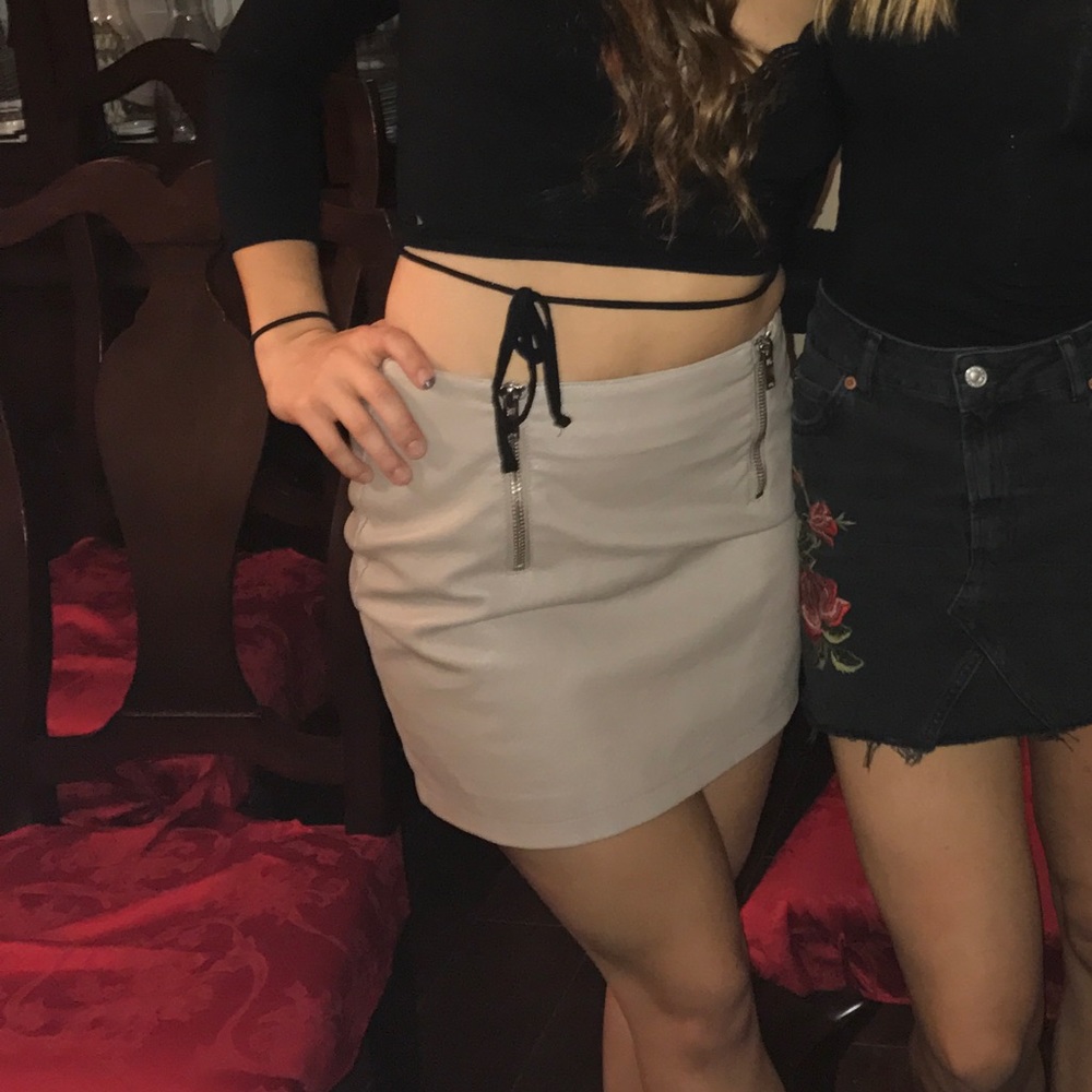 Forever 21 tan medium leather mini skirt